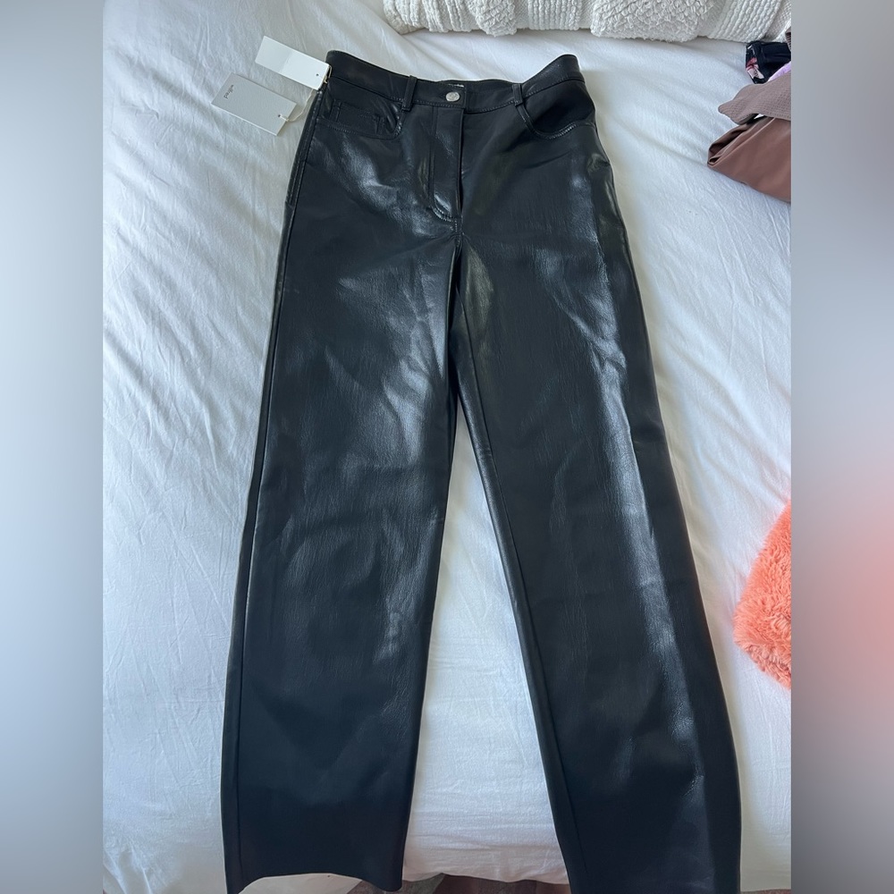 Aritzia Melina Leather Ankle Pant, Size 2 in Black